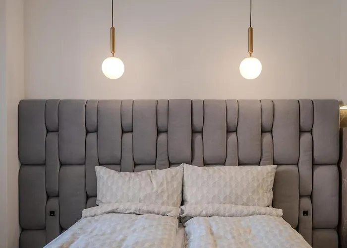 Appartement Old Town - Bajor - Self Check-in And Parking